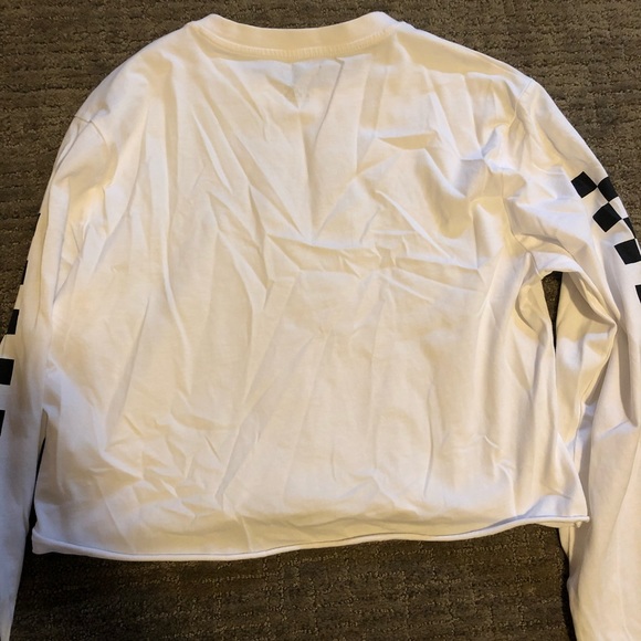 out grew it - Picture 2 of 3